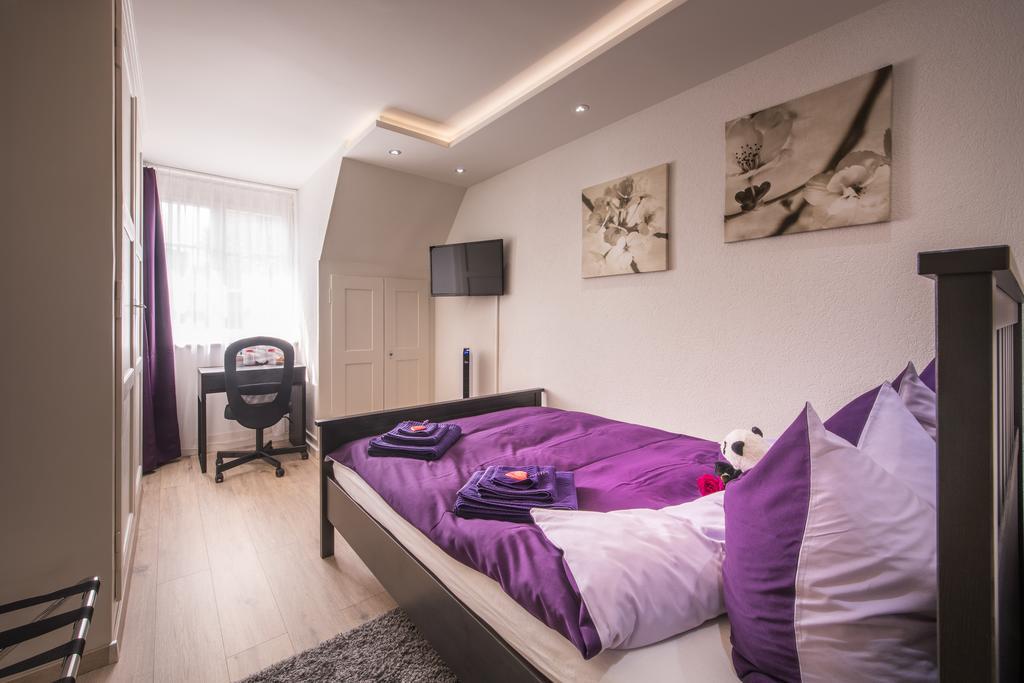 Superior Queen Room Villa