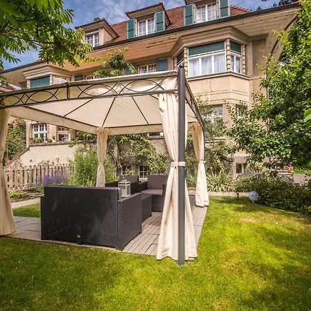 Max Aviation Villa & Apartments-3